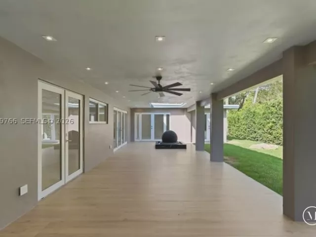Продажа дома по адресу 291 E Shore Dr E - фото 9335033