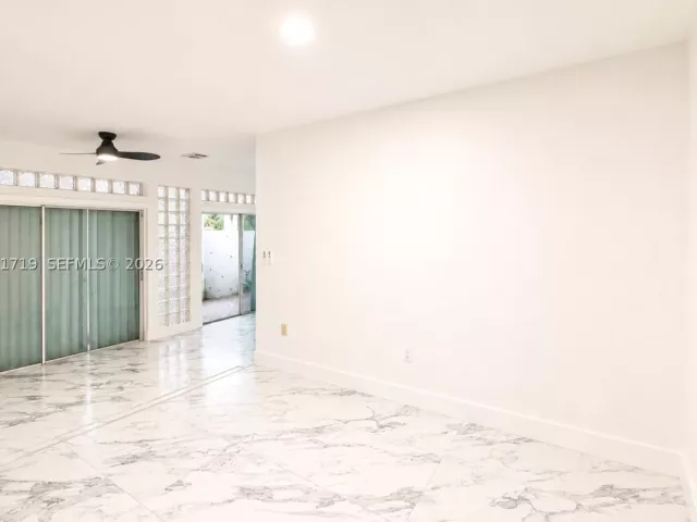 Продажа дома по адресу 11491 SW 72nd Ter - фото 9196321