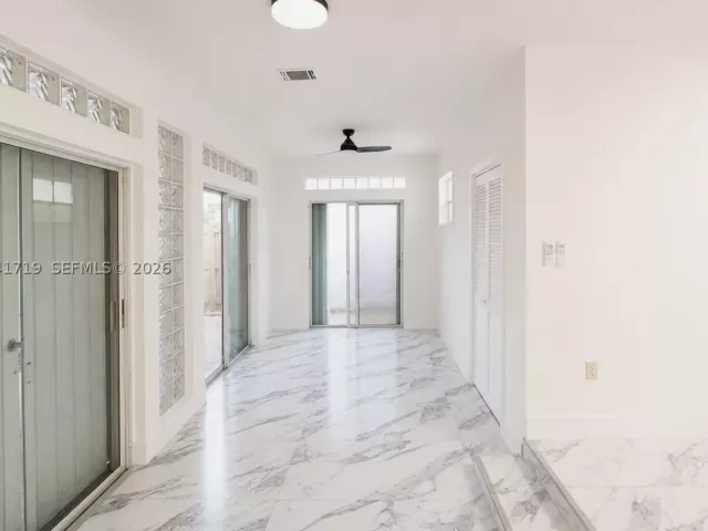 Продажа дома по адресу 11491 SW 72nd Ter - фото 9196338