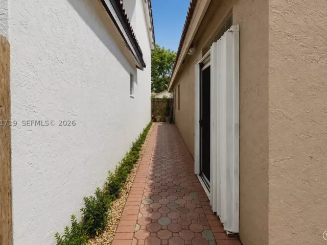 Продажа дома по адресу 11491 SW 72nd Ter - фото 9196346