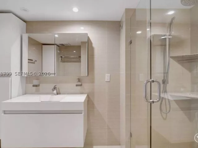 Продажа квартиры #A-2056 - фото 8869177