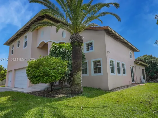 Продажа дома по адресу 33300 SW 202nd Ave - фото 8865321