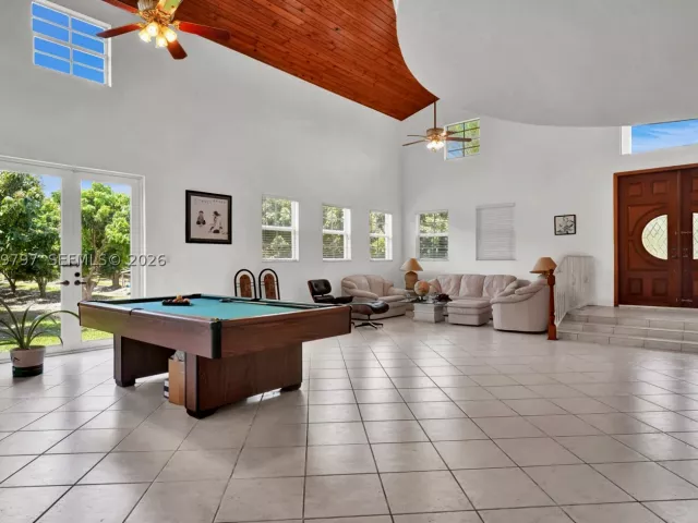 Продажа дома по адресу 33300 SW 202nd Ave - фото 8865322