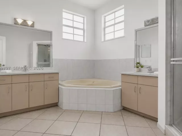 Продажа дома по адресу 33300 SW 202nd Ave - фото 8865326