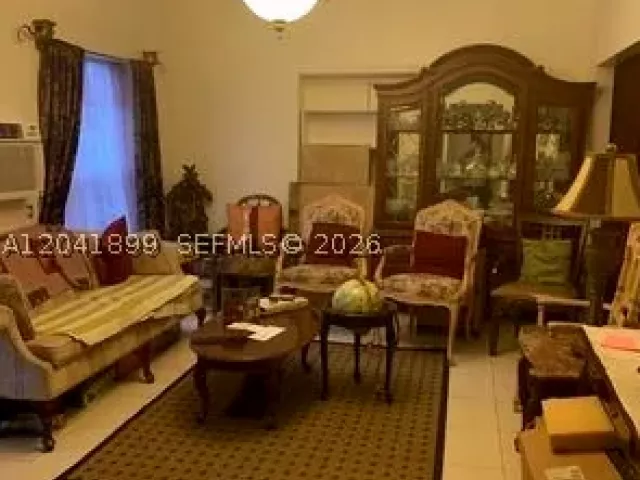 Продажа дома по адресу 809 NE 140th St - фото 8863229