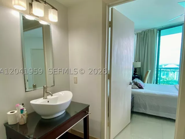 Квартира в аренду номер3813 - фото 9094976