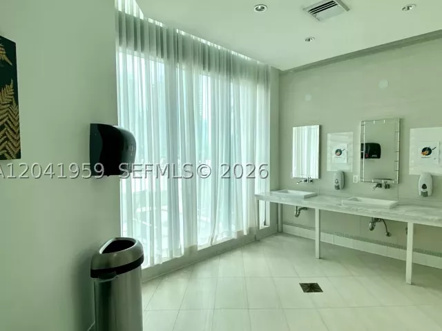 Квартира в аренду номер3813 - фото 9095018