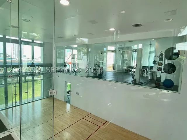 Квартира в аренду номер3813 - фото 9095020