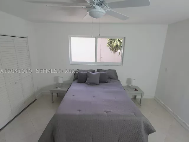 Продажа дома по адресу 1800 N 55th Ave - фото 9237049