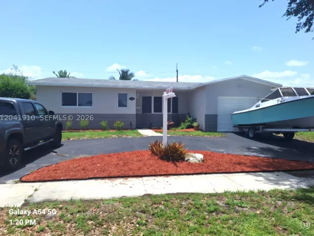 Продажа дома по адресу 1800 N 55th Ave - фото 9237025