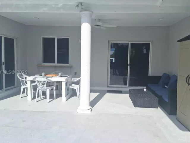 Продажа дома по адресу 1800 N 55th Ave - фото 9237069