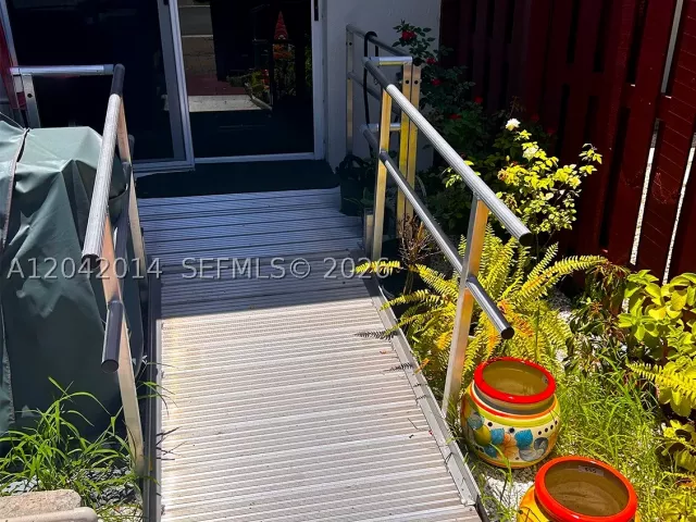 Продажа дома по адресу 12867 SW 243rd Ter - фото 8878252