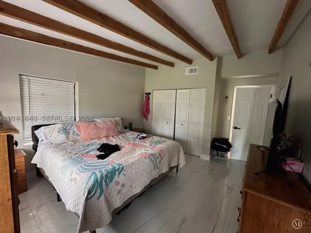 Продажа дома по адресу 6060 NW 7th St - фото 8886725