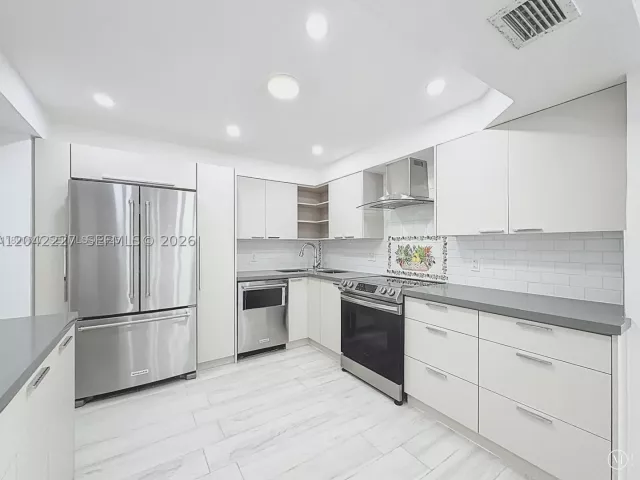 Продажа квартиры #1211 - фото 8869195