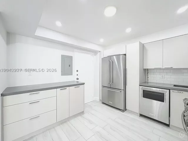 Продажа квартиры #1211 - фото 8869196