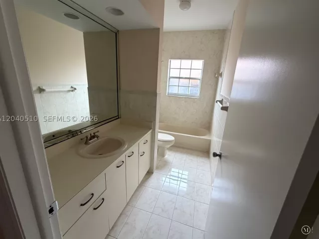 Продажа дома по адресу 15836 SW 144th Pl - фото 8871043
