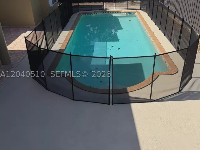Продажа дома по адресу 15836 SW 144th Pl - фото 8871046
