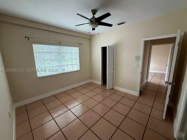 Продажа дома по адресу 15836 SW 144th Pl - фото 8871048