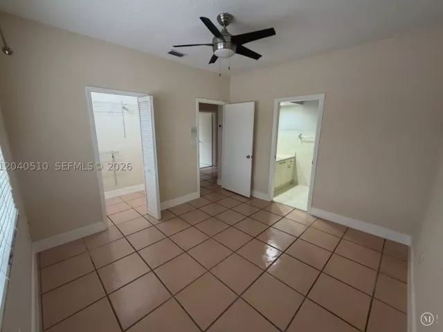 Продажа дома по адресу 15836 SW 144th Pl - фото 8871051