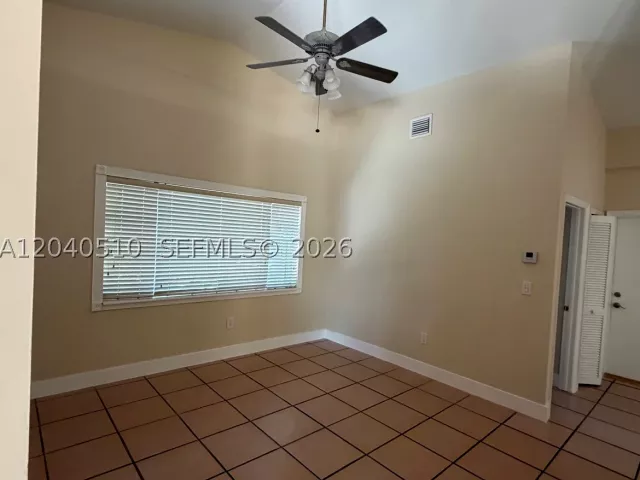 Продажа дома по адресу 15836 SW 144th Pl - фото 8871035