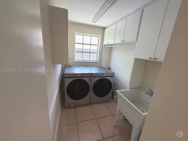 Продажа дома по адресу 15836 SW 144th Pl - фото 8871037