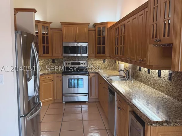 Продажа дома по адресу 15836 SW 144th Pl - фото 8871038
