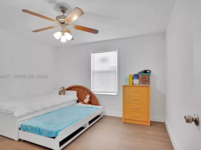 Продажа дома по адресу 11940 SW 212th St - фото 8928579