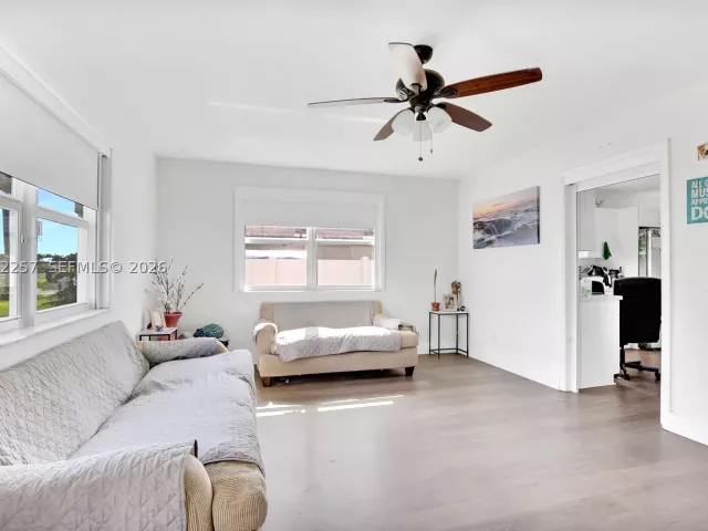 Продажа дома по адресу 11940 SW 212th St - фото 8928567