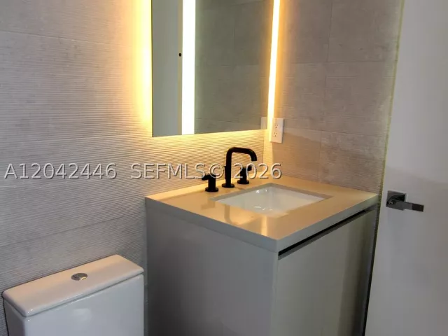 Продажа дома по адресу 3540 Oak Ave - фото 8924790