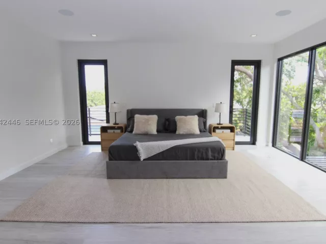 Продажа дома по адресу 3540 Oak Ave - фото 8924794
