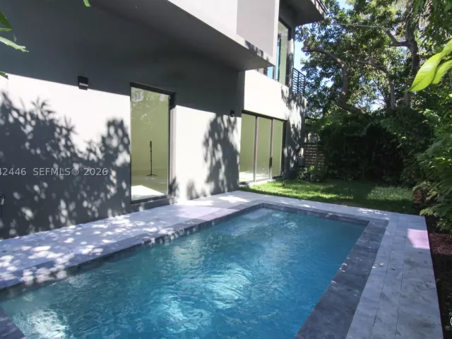 Продажа дома по адресу 3540 Oak Ave - фото 8924785