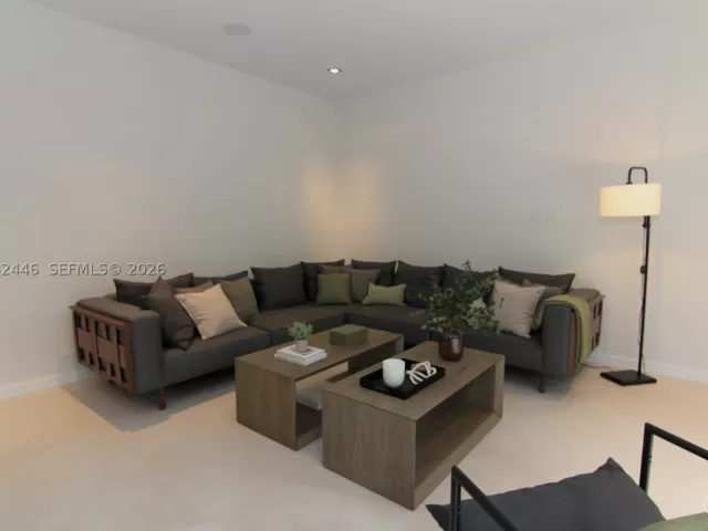 Продажа дома по адресу 3540 Oak Ave - фото 8924787