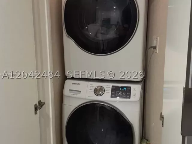 Продажа дома по адресу 1555 SW 21st Way - фото 8866261