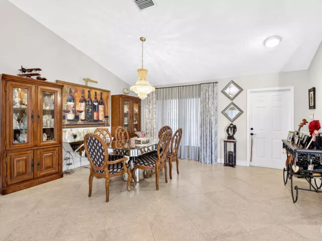 Продажа дома по адресу 19600 Sedgefield Terrace - фото 8917337