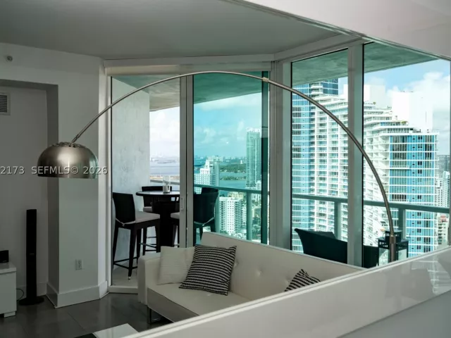 Продажа квартиры # - фото 8874147
