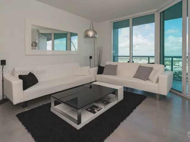 Продажа квартиры # - фото 9016443