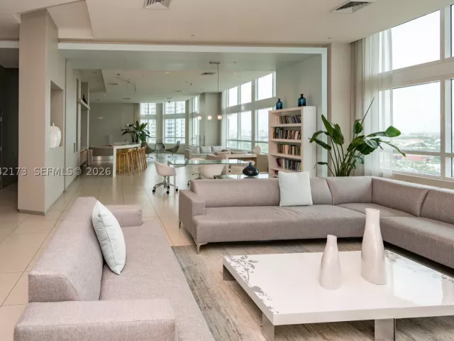 Продажа квартиры # - фото 9016472