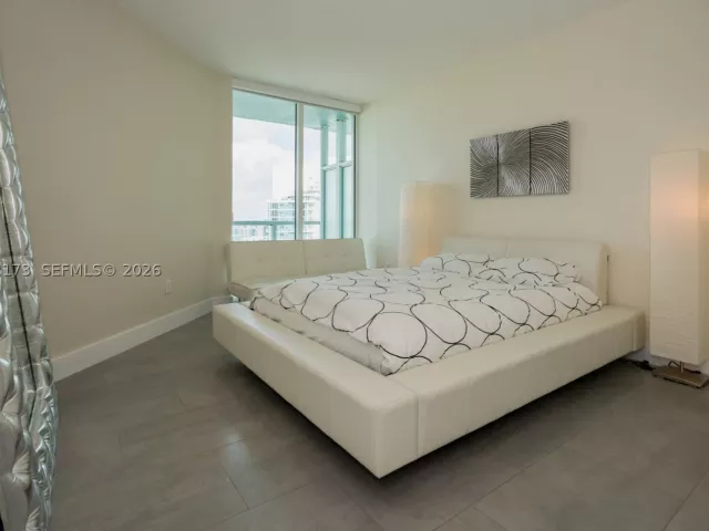 Продажа квартиры # - фото 8874139