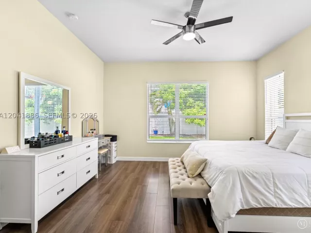 Продажа дома по адресу 9171 SW 172nd Ave - фото 8865045