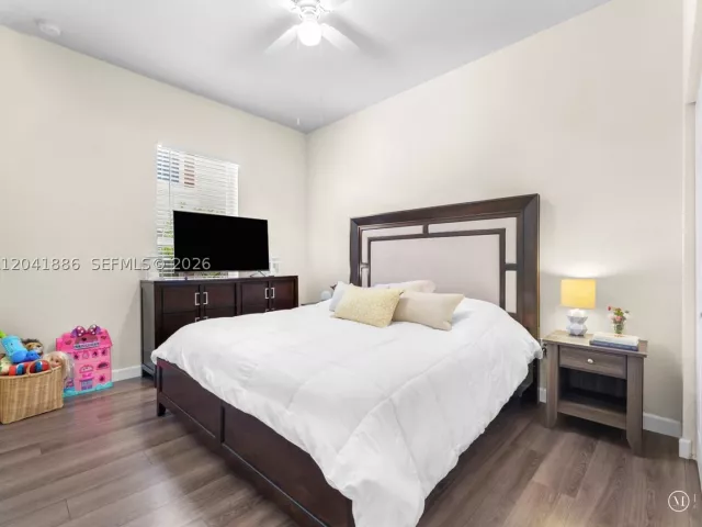 Продажа дома по адресу 9171 SW 172nd Ave - фото 8865050