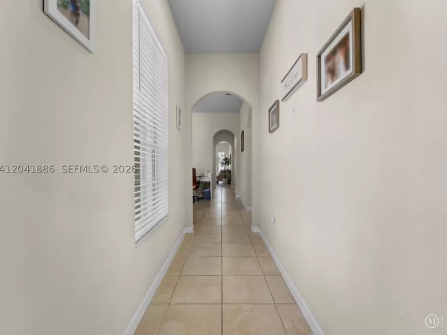 Продажа дома по адресу 9171 SW 172nd Ave - фото 8865041