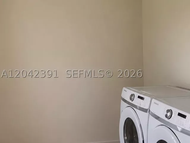Продажа дома по адресу 8130 NW 12th St - фото 8875592