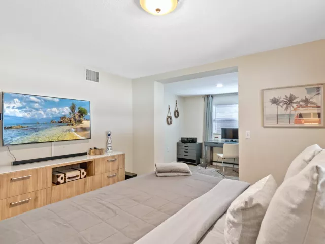 Продажа дома по адресу 2012 SW 4th Avenue - фото 8865291