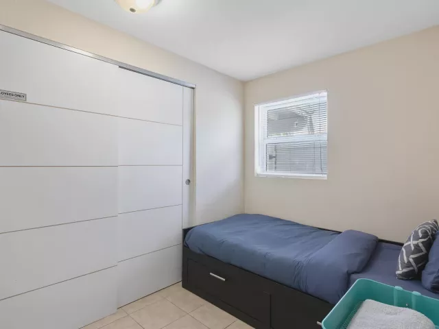 Продажа дома по адресу 2012 SW 4th Avenue - фото 8865299