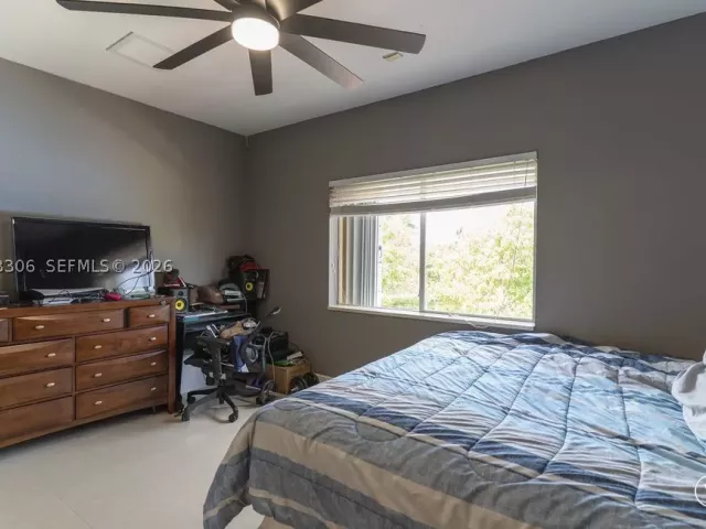 Продажа дома по адресу 13370 SW 34th St - фото 8877397