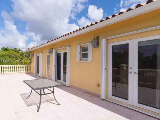 Продажа дома по адресу 13370 SW 34th St - фото 8877399