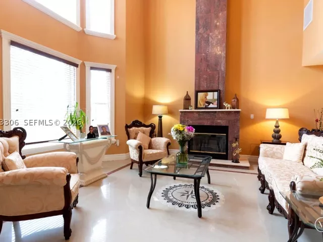 Продажа дома по адресу 13370 SW 34th St - фото 8877385