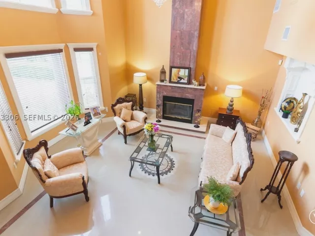 Продажа дома по адресу 13370 SW 34th St - фото 8877386