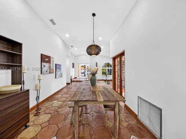 Продажа дома по адресу 15307 SW 52nd Ter - фото 8887402
