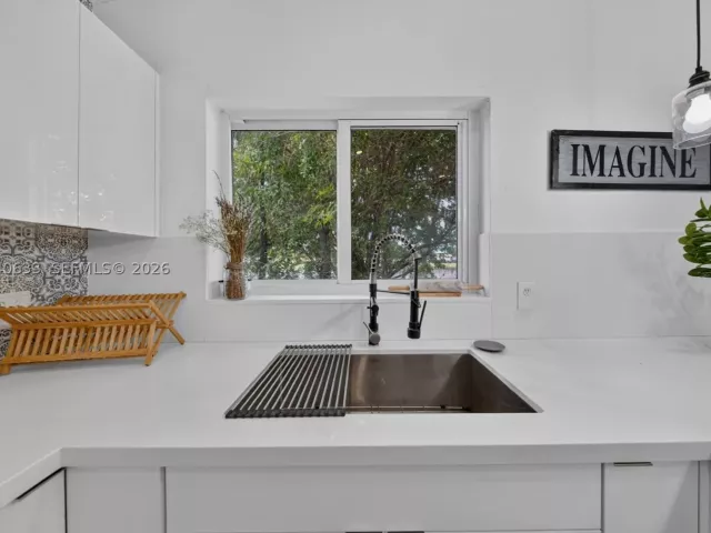 Продажа дома по адресу 15307 SW 52nd Ter - фото 8887406